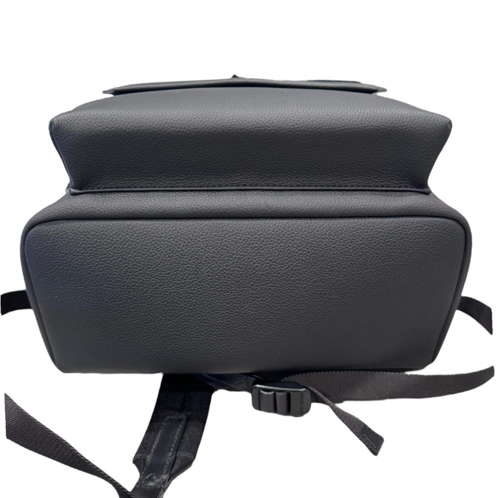 ~ Louis Vuitton Takeoff Backpack~ - Picture 5 of 8